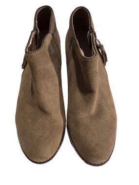 Vionic Women's Orthotic Olive  Suede Booties, 8